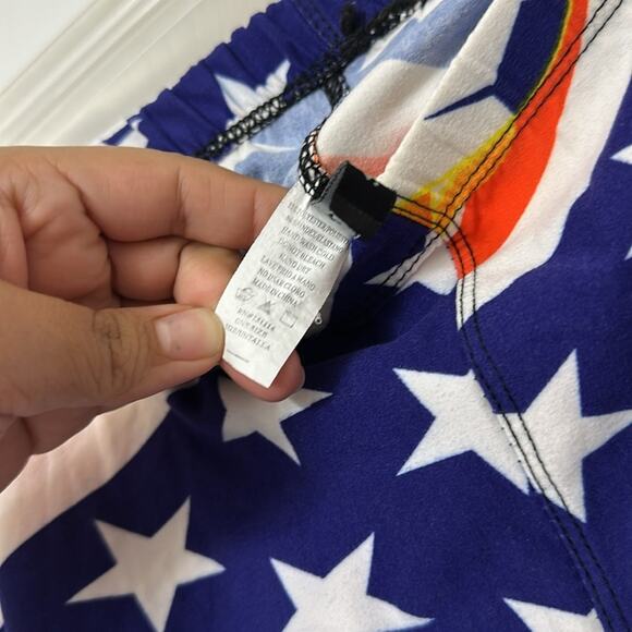 Always flaming hot soccer ball all over graphic legging one size - Picture 4 of 4